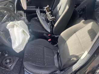 Kia Picanto Picanto (TA) Hatchback 1.0 12V (G3LA) [51kW] picture 3