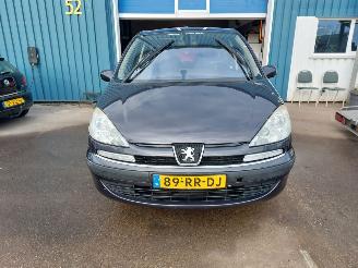 Peugeot 807 2.0 16V picture 2