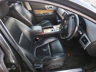 Jaguar XF 2.2 D Luxury picture 8