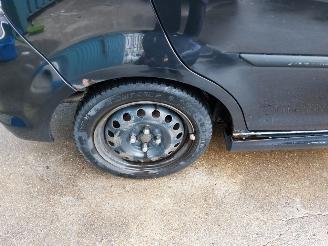 Daihatsu YRV YRV (M2) Hatchback 1.3 16V DVVT Turbo (K3-VET) [95kW] picture 13