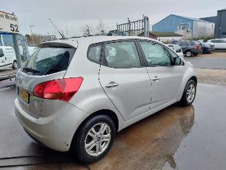 Kia Venga Venga MPV 1.4 CVVT 16V picture 6
