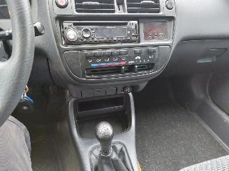 Honda Civic Civic (EJ/EK) Hatchback 3-drs 1.5i LS 16V (D15Z6 picture 9