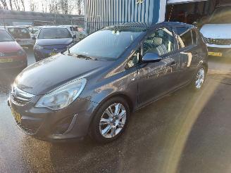 skadebil auto Opel Corsa Corsa D Hatchback 1.2 16V  A12XER 2012/5