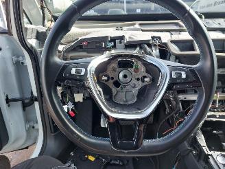 Volkswagen e-Golf Golf VII (AUA) Hatchback e-Golf picture 11