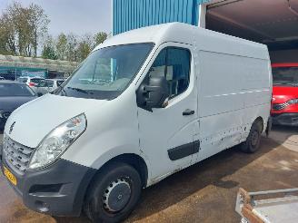 krockskadad bil bedrijf Renault Master Master III  Van 2.3 dCi 16V 2013/12
