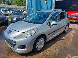 Vaurioauto  passenger cars Peugeot 207 207 SW (WE/WU) Combi 1.6 HDi 16V 2009/8