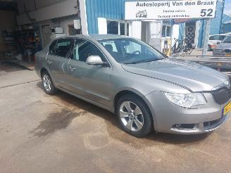 Skoda Superb Superb (3TAA) Hatchback 1.8 TSI 16V picture 3