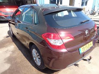 Citroën C4 Berline (NC) Hatchback 5-drs 1.6 16V VTi (EP6C(5FS)) picture 4
