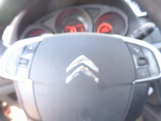 Citroën C4 Berline (NC) Hatchback 5-drs 1.6 16V VTi (EP6C(5FS)) picture 9
