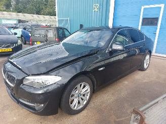 krockskadad bil auto BMW 5-serie 5 serie (F10) Sedan 528i 16V 2012/6