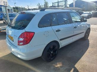 Skoda Fabia Fabia II Combi Combi 5-drs 1.2i 12V picture 6