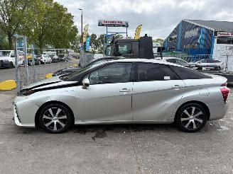 Auto incidentate Toyota Mirai FCV Executive 113kW Hydrogen hybrid 2019/4
