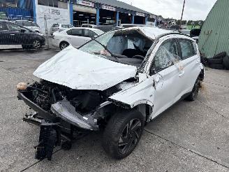 Auto incidentate Hyundai Bayon 1.0 T-GDI 74KW Clima Navi Comfort NAP 2023/3
