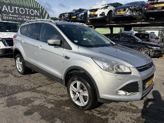Unfallwagen Ford Kuga 1.5 Ecoboost 134KW Autom. 4WD Clima Navi Titanium 2016/2