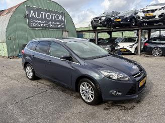 škoda osobní automobily Ford Focus 1.0 Ecoboost 92KW Clima Navi Keyless NAP 2014/1