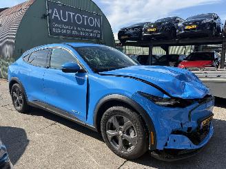 Auto incidentate Ford Mustang Mach-e 75 kWh RWD 198KW Clima Navi Leer Camera NAP 2023/1