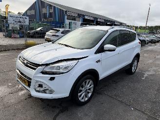 Avarii autoturisme Ford Kuga 1.5 110KW Titanium Plus Clima Navi Camera 2015/4