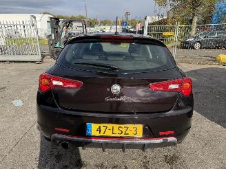 Alfa Romeo Giulietta 1.6 JTDM 77KW Clima Navi Led Xenon Distinctive NAP picture 3