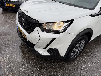 Peugeot 2008 1.2 75KW Clima Navi Led 360 view Active NAP picture 13