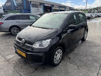uszkodzony samochody osobowe Volkswagen Up! 1.0 44KW Airco 5-Drs Move Up Bleumotion NAP 2017/1