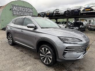 Voiture accidenté BYD Seal U 1.5 DM-I FWD Comfort Plug-In Hybrid Clima Navi Pano HUD 2025/4