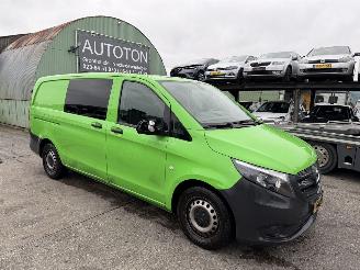 krockskadad bil bedrijf Mercedes Vito 114CDI 100KW Clima Navi Camera Lang NAP 2020/7
