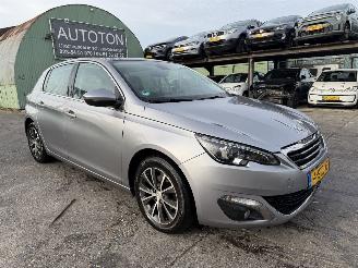 Auto incidentate Peugeot 308 1.6 92KW Clima Navi Led Pano Premiere 2013/12