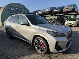 uszkodzony samochody osobowe BMW iX1 67 kWh Edrive20 150KW Pano Clima Navi M Sport Edition NAP 2025/10