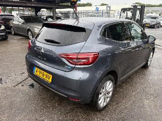 Renault Clio 1.6 E-Tech Hybrid 140 R.S. Line 69&24kW picture 1