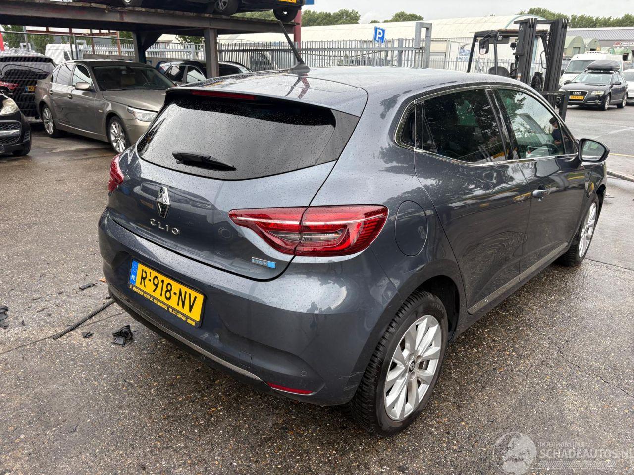 Renault Clio 1.6 E-Tech Hybrid 140 R.S. Line 69&24kW