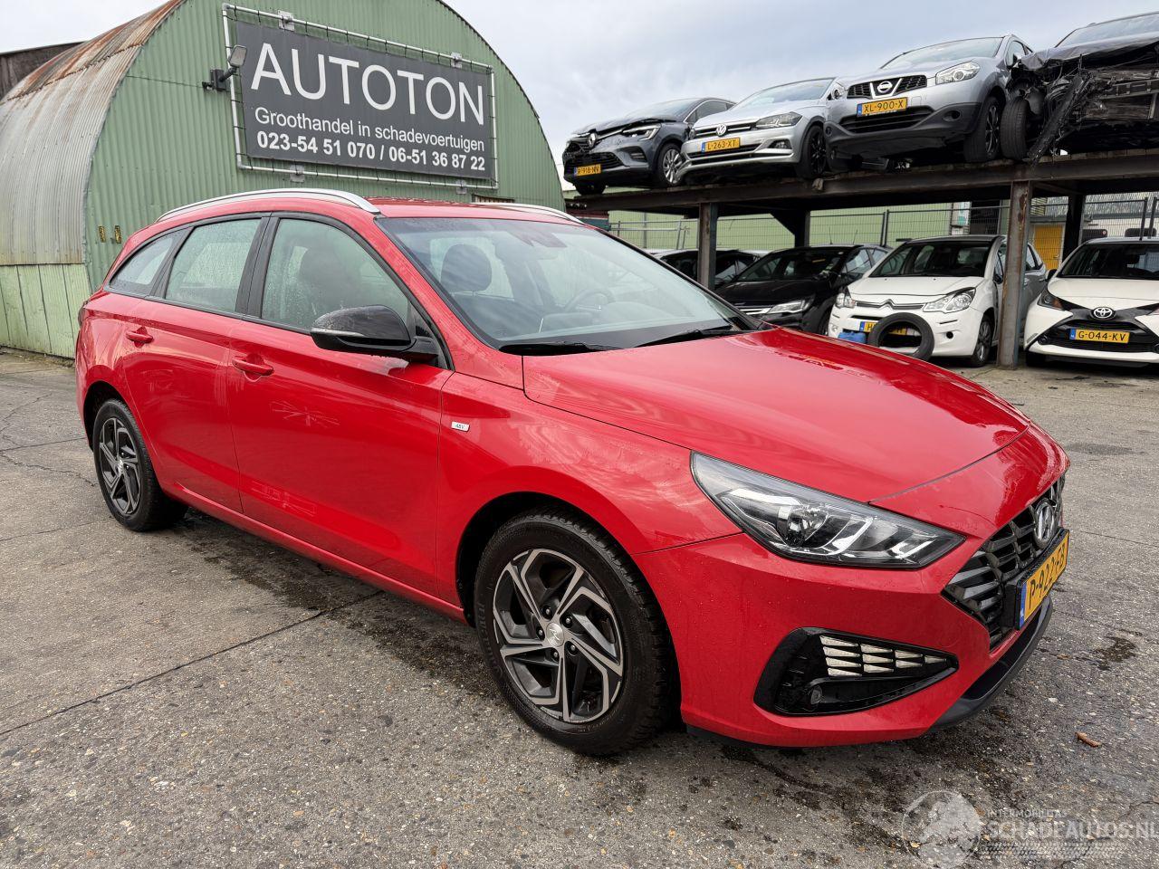 Hyundai I-30 1.0 T-GDI 88KW MHEV Clima Led Camera Comfort