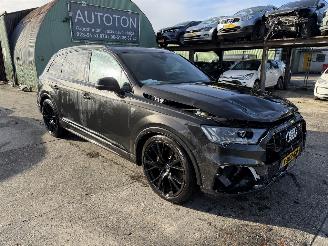 Damaged car Audi Q7 55 TFSI 250KW Quattro Pano Clima Navi 7-Pers Proline Plus 2019/12