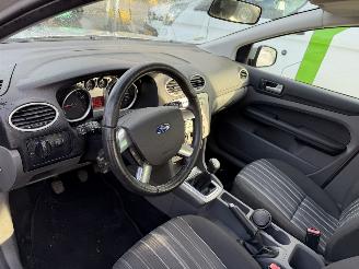 Ford Focus 1.6 74KW Airco Trend 5-Drs NAP picture 5