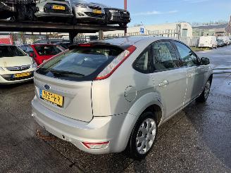 Ford Focus 1.6 74KW Airco Trend 5-Drs NAP picture 3