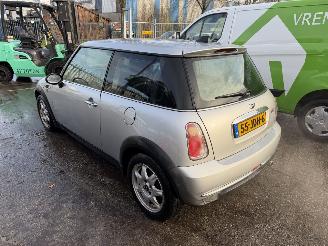 Mini One 1.6 66KW Airco picture 3
