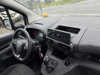 Opel Combo 1.5D 75KW L2H1 Airco 2xSchuifdeur Edition NAP picture 10