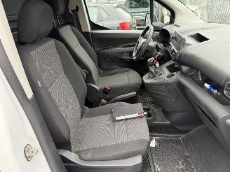 Opel Combo 1.5D 75KW L2H1 Airco 2xSchuifdeur Edition NAP picture 9