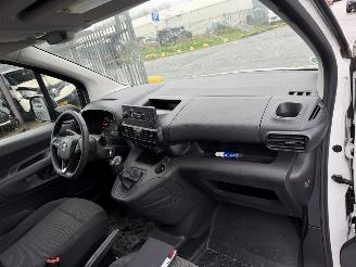 Opel Combo 1.5D 75KW L2H1 Airco 2xSchuifdeur Edition NAP picture 8