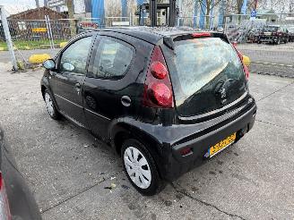 Peugeot 107 1.0 50KW Airco Led Active 5-Drs NAP picture 5