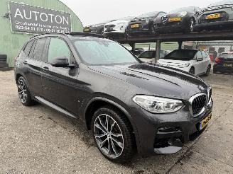 Damaged car BMW X3 30e 135KW xDrive Autom. Pano Clima Navi NAP 2020/6