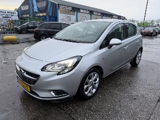 Auto incidentate Opel Corsa 1.3 CDTI 70KW Airco Navi Led Innovation 5-Drs 2016/11