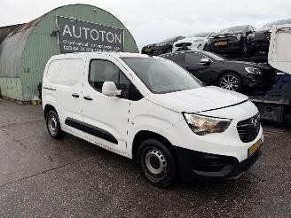 uszkodzony samochody ciężarowe Opel Combo 1.5D 56KW Airco Schuifdeur L1H1 Edition NAP 2021/6