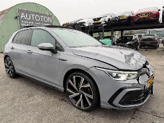 Vaurioauto  passenger cars Volkswagen Golf 1.5 TSI 96KW R-Line Pano Clima Navi 2020/9