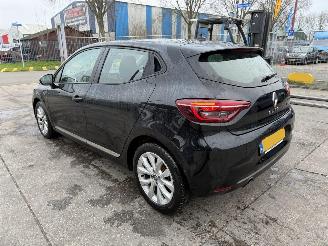 Schadeauto Renault Clio 1.0 TCE 74KW Clima Led Zen 5-Drs NAP 2019/8