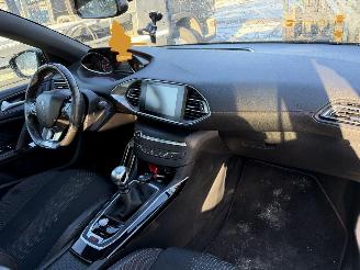 Peugeot 308 1.2 96KW Clima Navi Pano GT-Line Led Xenon NAP picture 6