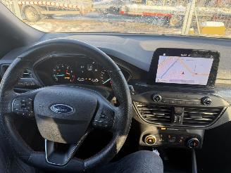 Ford Focus 1.0 Ecoboost 92KW ST-Line Clima Navi Led Business NAP picture 8