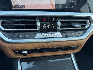 BMW 3-serie 330e 135KW Autom. Pano Clima Navi Led Hud High Executive picture 12