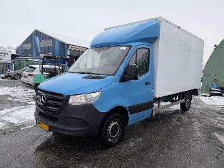 damaged commercial vehicles Mercedes Sprinter 311 CDI 84KW L3H2 Bakwagen Functional 2020/12