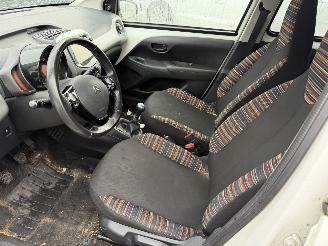 Citroën C1 1.0 e-VTi 51KW Shine Airco Led 5-Drs NAP picture 7