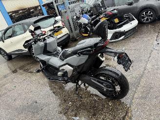 Honda Overige 750 X-ADV 43KW Nardo Gray picture 9